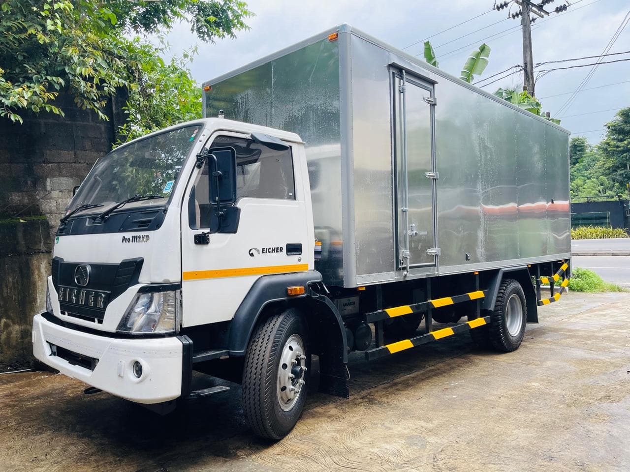 Lorry body